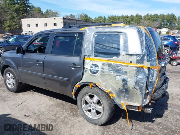 2009 Honda Pilot EX-L with VIN 5FNYF48669B044746, listed as a IAAI auction lot 41932721 with 137,070 mi miles and . Bid and sale history available at carsss.com. Image 14.
