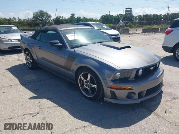 2007 Ford Mustang GT Deluxe with VIN 1ZVFT85H175246709, listed as a IAAI auction lot 41995828 with 43,434 mi miles and . Bid and sale history available at carsss.com. Image 1.