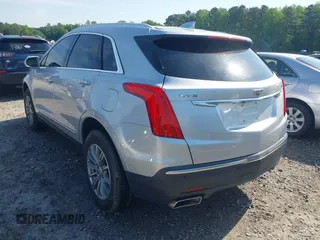 2017 Cadillac XT5 Luxury FWD z VIN 1GYKNBRS3HZ223077, wystawiony jako IAAI lot #42091584 z przebiegiem 154 664 mil mil oraz . Historia ofert i sprzedaży dostępna na DreamBid. Obrazek 3.