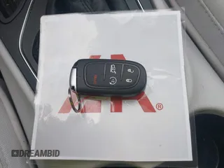 2022 Jeep Cherokee Latitude Lux с VIN 1C4PJLMX2ND519636, выставлен на аукционе IAAI как лот 42661896 с пробегом 15 548 миль миль и . История ставок и продаж доступна на DreamBid. Изображение 11.