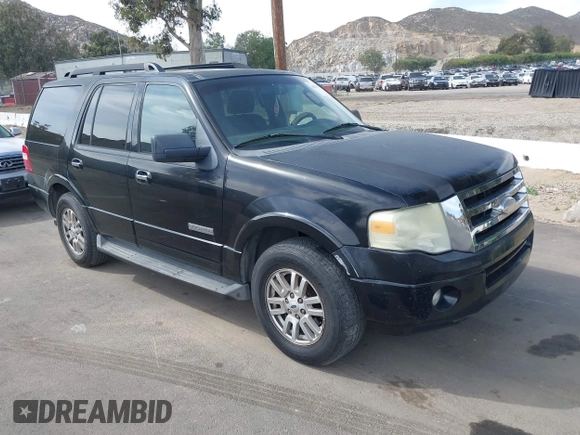 2008 Ford Expedition SSV с VIN 1FMFU155X8LA50015, выставлен на аукционе IAAI как лот 42258284 с пробегом 218 117 миль миль и . История ставок и продаж доступна на DreamBid. Изображение 1.