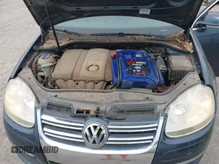 2006 Volkswagen Jetta 2.5L with VIN 3VWSF71KX6M764117, listed as a IAAI auction lot 42624279 with 179,291 mi miles and . Bid and sale history available at DreamBid. Image 10.