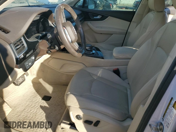 2018 Audi Q7 Prestige z VIN WA1VAAF73JD023063, wystawiony jako Copart lot #49678315 z przebiegiem 93 334 mil mil oraz Szkoda całkowita • Salvage title. Historia ofert i sprzedaży dostępna na DreamBid. Obrazek 7.
