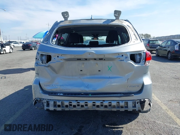 2018 Toyota Highlander LE z VIN 5TDBZRFH2JS838268, wystawiony jako IAAI lot #41540323 z przebiegiem 151 773 mil mil oraz . Historia ofert i sprzedaży dostępna na DreamBid. Obrazek 6.
