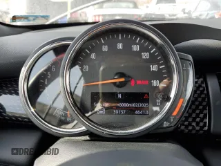 2019 MINI Convertible Cooper S с VIN WMWWG9C57K3D22847, выставлен на аукционе Copart как лот 83227504 с пробегом 39 137 миль миль и Списание • Salvage title. История ставок и продаж доступна на DreamBid. Изображение 9.
