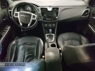 2013 Chrysler 200 Limited with VIN 1C3CCBCGXDN559321, listed as a Copart auction lot 56076125 with 193,861 mi miles and Clean Title. Bid and sale history available at DreamBid. Image 8.