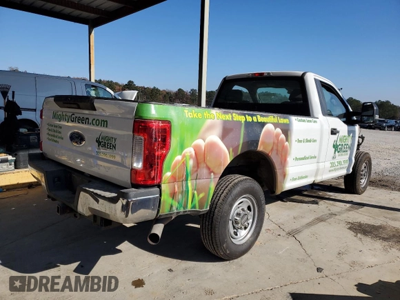 2019 Ford Super Duty F-250 SRW XL with VIN 1FTBF2A63KED22241, listed as a Copart auction lot 81580894 with Not Provided miles and Salvage Title. Bid and sale history available at carsss.com. Image 3.