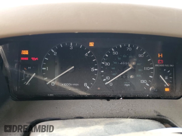 1997 Land Rover Discovery SD z VIN SALJY1249VA705067, wystawiony jako Copart lot #77047054 z przebiegiem 146 965 mil mil oraz Czysty tytuł • Clean title. Historia ofert i sprzedaży dostępna na DreamBid. Obrazek 9.
