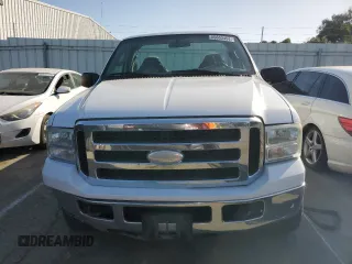 2005 Ford F-250 XL with VIN 1FTSF21P75EC11799, listed as a Copart auction lot 55653454 with 162,576 mi miles and Salvage Title. Bid and sale history available at DreamBid. Image 5.