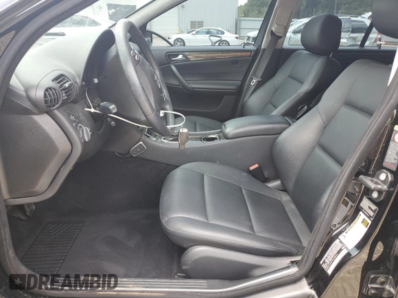 2007 Mercedes-Benz C 230 Sport с VIN WDBRF52H47F928874, выставлен на аукционе Copart как лот 60215445 с пробегом 150 427 миль миль и Списание • Salvage title. История ставок и продаж доступна на DreamBid. Изображение 7.