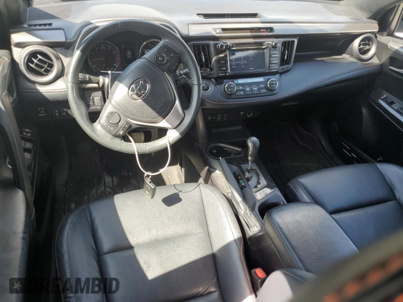 2017 Toyota RAV4 SE z VIN 2T3JFREV9HW647810, wystawiony jako Copart lot #57019355 z przebiegiem 108 770 mil mil oraz Czysty tytuł • Clean title. Historia ofert i sprzedaży dostępna na DreamBid. Obrazek 8.