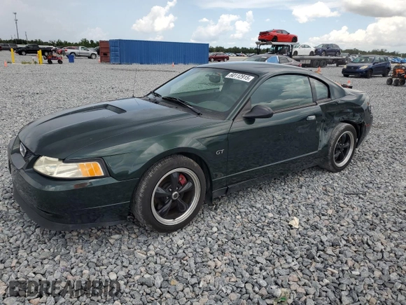 2001 Ford Mustang GT Deluxe with VIN 1FAFP42X61F262133, listed as a Copart auction lot 60112915 with 98,102 mi miles and Salvage title. Bid and sale history available at DreamBid. Image 1.