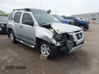 2012 Nissan Xterra S z VIN 5N1AN0NW8CC520285, wystawiony jako IAAI lot #42114591 z przebiegiem 126 101 mil mil oraz . Historia ofert i sprzedaży dostępna na DreamBid. Obrazek 1.