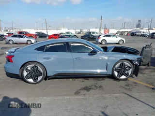 2023 Audi RS e-tron GT z VIN WAUBHBFWXP7903277, wystawiony jako IAAI lot #41098544 z przebiegiem 5781 mil mil oraz . Historia ofert i sprzedaży dostępna na DreamBid. Obrazek 13.
