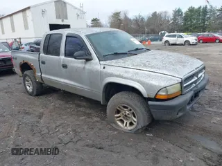2004 Dodge Dakota Sport with VIN 1D7HG38K54S634958, listed as a IAAI auction lot 41831018 with 135,917 mi miles. Bid and sale history available at carsss.com. Image 1.