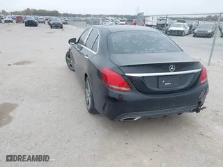 2015 Mercedes-Benz C-Class C 300 with VIN 55SWF4JBXFU082263, listed as a IAAI auction lot 40868265 with 88,128 mi miles. Bid and sale history available at carsss.com. Image 3.