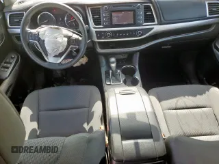 2016 Toyota Highlander LE z VIN 5TDBKRFHXGS255055, wystawiony jako Copart lot #64333555 z przebiegiem 80 122 mil mil oraz Szkoda całkowita • Salvage title. Historia ofert i sprzedaży dostępna na DreamBid. Obrazek 8.