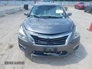 2015 Nissan Altima 2.5 S with VIN 1N4AL3AP1FC454621, listed as a IAAI auction lot 40069022 with 84,296 mi miles. Bid and sale history available at carsss.com. Image 6.