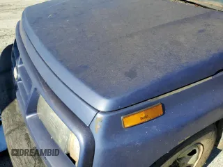 1998 Chevrolet Tracker z VIN 2CNBJ1863W6906496, wystawiony jako Copart lot #87368314 z przebiegiem 144 557 mil mil oraz Czysty tytuł • Clean title. Historia ofert i sprzedaży dostępna na DreamBid. Obrazek 12.