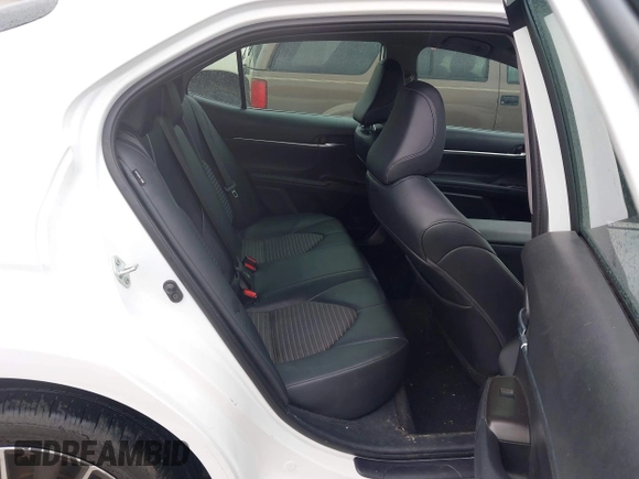 2023 Toyota Camry SE z VIN 4T1G11AK4PU738724, wystawiony jako IAAI lot #42123044 z przebiegiem 58 659 mil mil oraz . Historia ofert i sprzedaży dostępna na DreamBid. Obrazek 8.