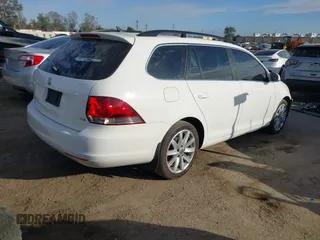2012 Volkswagen Jetta SportWagen TDI with VIN 3VWPL7AJ7CM686140, listed as a IAAI auction lot 41700711 with 81,831 mi miles. Bid and sale history available at carsss.com. Image 4.