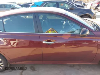 2025 Nissan Altima SV z VIN 1N4BL4DV1SN390275, wystawiony jako IAAI lot #42223725 z przebiegiem 1640 mil mil oraz . Historia ofert i sprzedaży dostępna na DreamBid. Obrazek 13.
