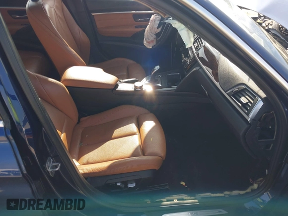 2018 BMW 3 Series 330i xDrive with VIN WBA8D9G53JNU66956, listed as a IAAI auction lot 41201267 with 71,754 mi miles. Bid and sale history available at carsss.com. Image 5.