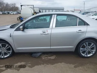 2010 Lincoln MKZ with VIN 3LNHL2GC8AR618251, listed as a IAAI auction lot 41869202 with 135,454 mi miles. Bid and sale history available at carsss.com. Image 14.