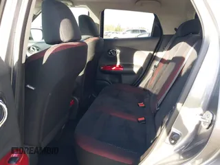 2016 Nissan Juke SL z VIN JN8AF5MV0GT658310, wystawiony jako IAAI lot #41842051 z przebiegiem 64 257 mil mil oraz . Historia ofert i sprzedaży dostępna na DreamBid. Obrazek 8.