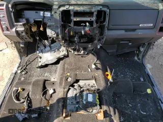 2016 Ram 1500 Rebel z VIN 1C6RR7YT8GS335730, wystawiony jako Copart lot #53479405 z przebiegiem Nie podano mil oraz Tytuł czysty. Historia ofert i sprzedaży dostępna na DreamBid. Obrazek 8.