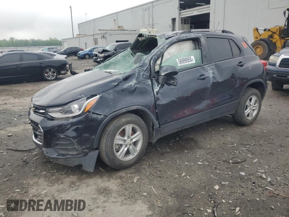 2022 Chevrolet Trax LT z VIN KL7CJPSM9NB548252, wystawiony jako Copart lot #56999955 z przebiegiem Nie podano mil oraz Szkoda całkowita • Salvage title. Historia ofert i sprzedaży dostępna na DreamBid. Obrazek 1.