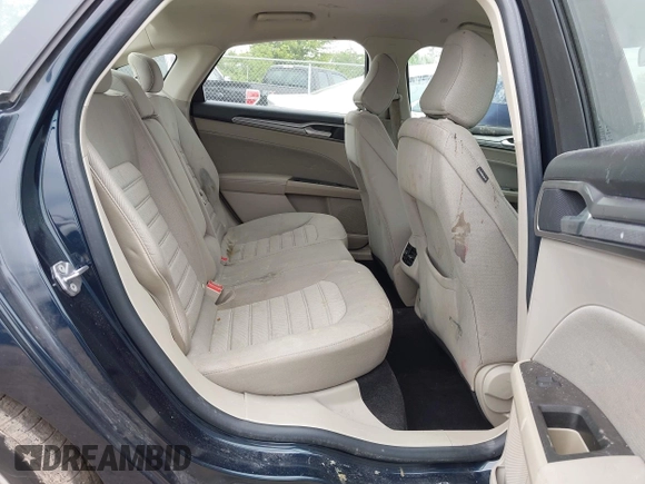 2020 Ford Fusion SE с VIN 3FA6P0LU4LR163314, выставлен на аукционе IAAI как лот 42351409 с пробегом 61 889 миль миль и . История ставок и продаж доступна на DreamBid. Изображение 8.