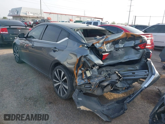 2021 Nissan Altima 2.5 SR with VIN 1N4BL4CV1MN342537, listed as a IAAI auction lot 41562189 with 68,467 mi miles. Bid and sale history available at carsss.com. Image 6.