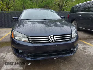 2012 Volkswagen Passat S with VIN 1VWAP7A33CC016887, listed as a IAAI auction lot 42096022 with 86,678 mi miles and . Bid and sale history available at DreamBid. Image 12.