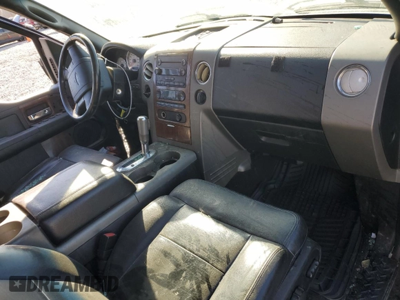 2004 Ford F-150 XL z VIN 1FTPX12594NC16382, wystawiony jako Copart lot #45182485 z przebiegiem 145 554 mil mil oraz Czysty tytuł • Clean title. Historia ofert i sprzedaży dostępna na DreamBid. Obrazek 8.