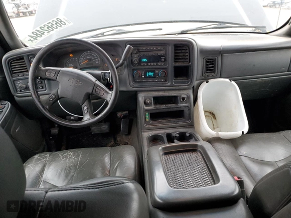 2004 Chevrolet Avalanche LS with VIN 3GNGK22G14G308771, listed as a Copart auction lot 86562484 with 289,294 mi miles and Salvage Title. Bid and sale history available at DreamBid. Image 8.