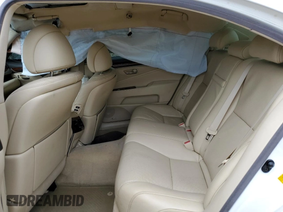 2013 Lexus LS 460 L z VIN JTHGL5EF1D5047481, wystawiony jako Copart lot #58738095 z przebiegiem 93 775 mil mil oraz Szkoda całkowita • Salvage title. Historia ofert i sprzedaży dostępna na DreamBid. Obrazek 10.