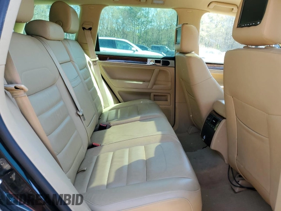2010 Volkswagen Touareg VR6 with VIN WVGBF7A97AD003738, listed as a Copart auction lot 50394915 with 126,591 mi miles and Salvage Title. Bid and sale history available at DreamBid. Image 11.