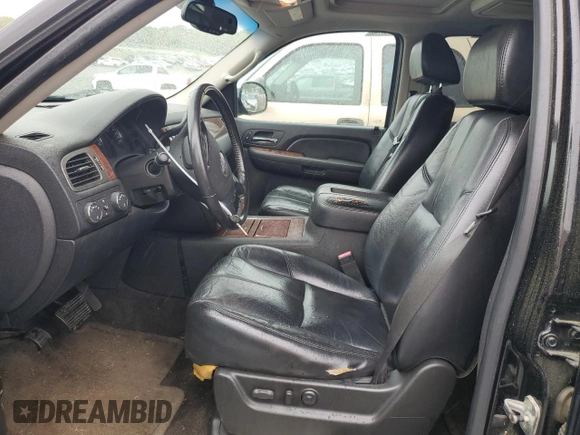 2007 Chevrolet Suburban LTZ with VIN 1GNFK16YX7R365824, listed as a Copart auction lot 51255245 with 266,738 mi miles and Clean Title. Bid and sale history available at carsss.com. Image 7.