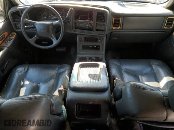 2002 Chevrolet Avalanche z VIN 3GNEC13TX2G136330, wystawiony jako Copart lot #50176365 z przebiegiem 274 177 mil mil oraz Szkody całkowita. Historia ofert i sprzedaży dostępna na DreamBid. Obrazek 8.