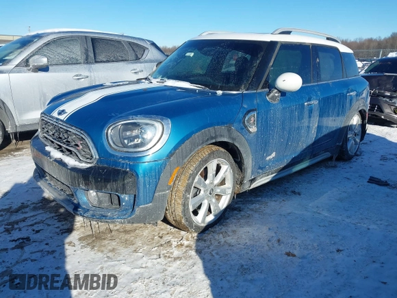2018 MINI Countryman Cooper S with VIN WMZYT5C3XJ3E61612, listed as a IAAI auction lot 41276107 with 59,554 mi miles and . Bid and sale history available at DreamBid. Image 18.