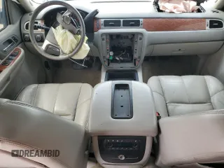 2007 GMC Yukon XL SLT z VIN 1GKFK16327J355384, wystawiony jako Copart lot #52161335 z przebiegiem 127 368 mil mil oraz Szkoda całkowita • Salvage title. Historia ofert i sprzedaży dostępna na DreamBid. Obrazek 8.