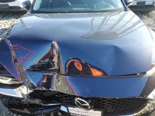 2020 Mazda 3 Premium with VIN 3MZBPBEM9LM123211, listed as a Copart auction lot 84889644 with 46,312 mi miles and Salvage Title. Bid and sale history available at DreamBid. Image 11.