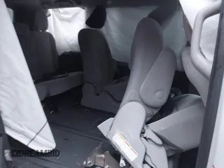 2020 Toyota Sienna LE с VIN 5TDJZ3DC6LS237433, выставлен на аукционе IAAI как лот 40948475 с пробегом 108 000 миль миль и . История ставок и продаж доступна на DreamBid. Изображение 8.