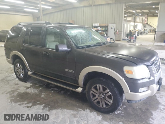 2006 Ford Explorer Eddie Bauer z VIN 1FMEU64E36ZA26238, wystawiony jako Copart lot #52496495 z przebiegiem 259 803 mil mil oraz Szkoda całkowita • Salvage title. Historia ofert i sprzedaży dostępna na DreamBid. Obrazek 4.