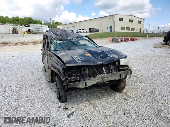 1996 Jeep Grand Cherokee Laredo with VIN 1J4FX58S6TC349590, listed as a Copart auction lot 72278714 with 0 mi miles and Salvage Title. Bid and sale history available at carsss.com. Image 12.