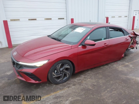 2025 Hyundai Elantra SEL Convenience z VIN KMHLS4DG4SU881217, wystawiony jako IAAI lot #41172300 z przebiegiem 1 418 mil mil oraz . Historia ofert i sprzedaży dostępna na DreamBid. Obrazek 17.