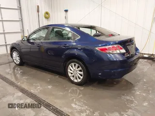 2011 Mazda 6 i Touring z VIN 1YVHZ8CHXB5M26853, wystawiony jako IAAI lot #42346694 z przebiegiem 107 575 mil mil oraz . Historia ofert i sprzedaży dostępna na DreamBid. Obrazek 3.