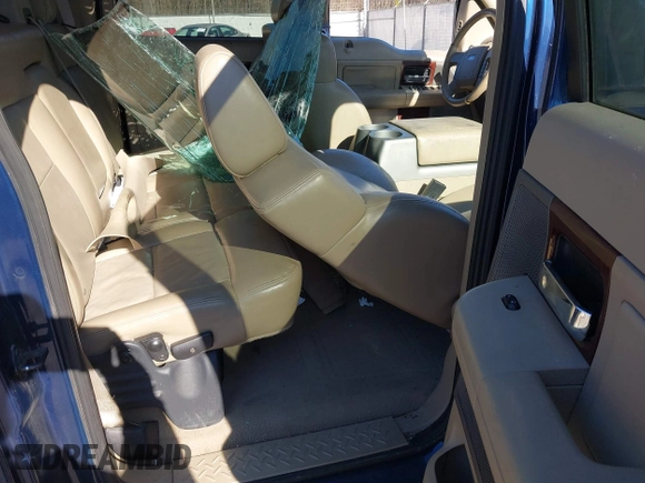 2008 Ford F-150 XLT with VIN 1FTPW14V38FA67161, listed as a IAAI auction lot 41321031 with 251,506 mi miles and . Bid and sale history available at DreamBid. Image 8.