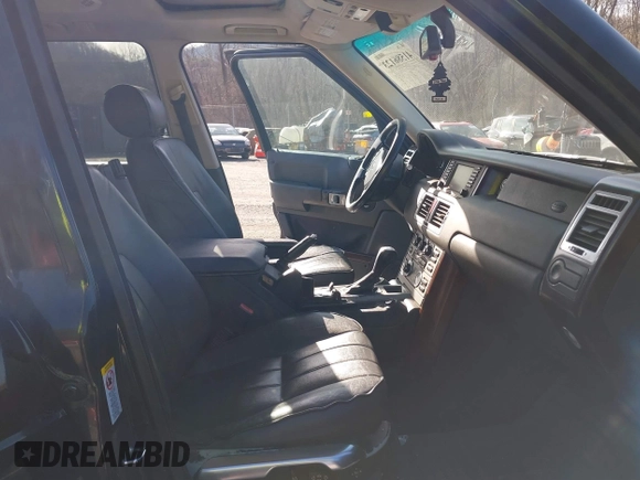 2003 Land Rover Range Rover HSE with VIN SALME11403A138235, listed as a IAAI auction lot 41586123 with 173,546 mi miles and . Bid and sale history available at DreamBid. Image 5.